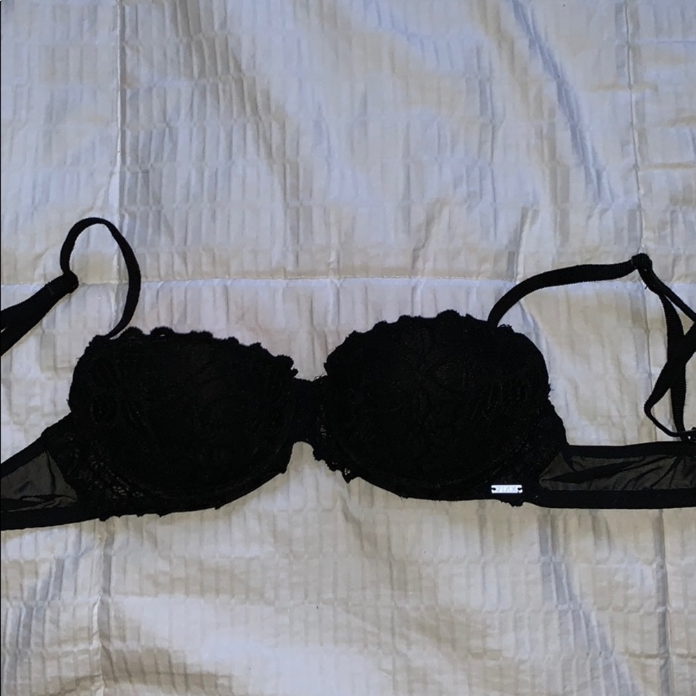 VS PINK black lace push up bra 32a